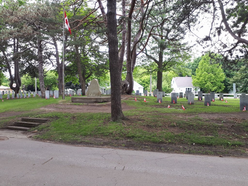 Lakeview Cemetery, Sarnia